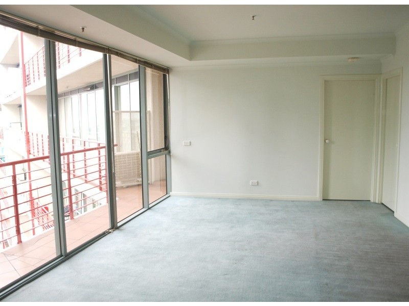 REF 051906/83 Queensbridge Street, Southbank VIC 3006