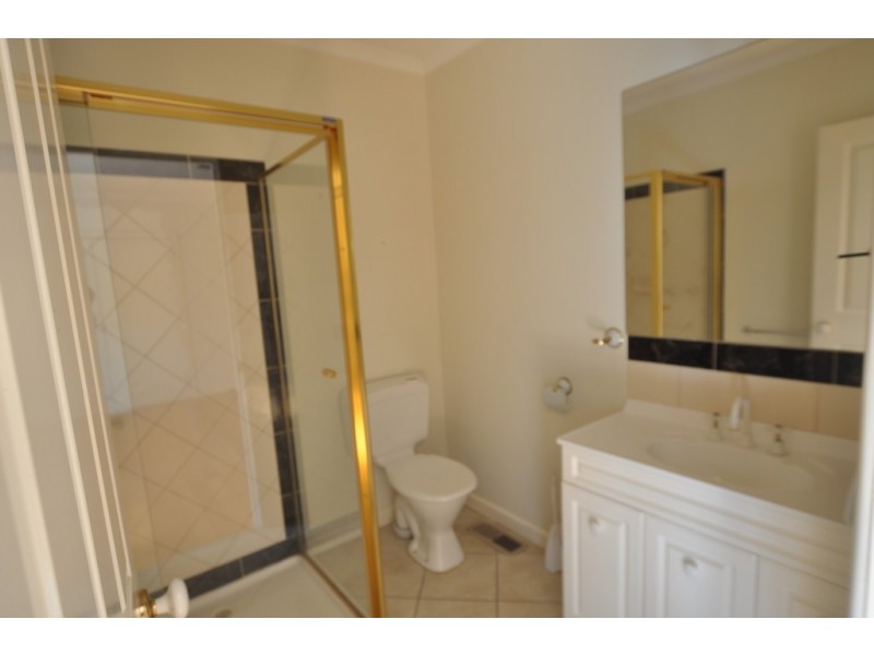 15 Argus Crescent, Doncaster East VIC 3109