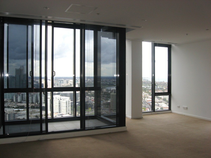 REF 051966/183 City Road, Southbank VIC 3006