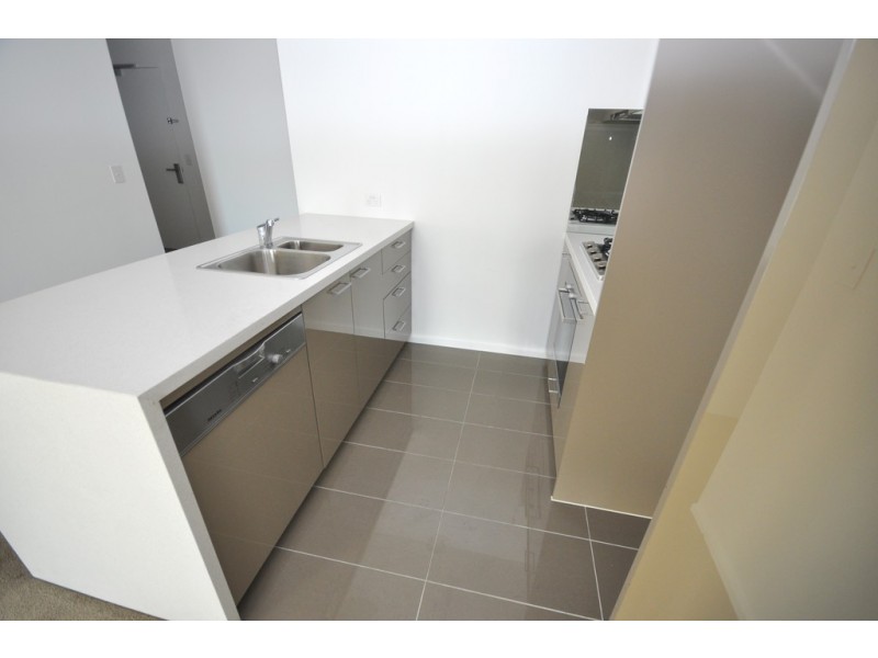 REF 052308/241 City Road, Southbank VIC 3006