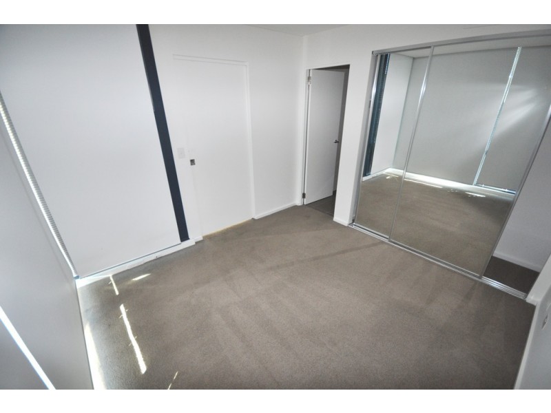 REF 052308/241 City Road, Southbank VIC 3006