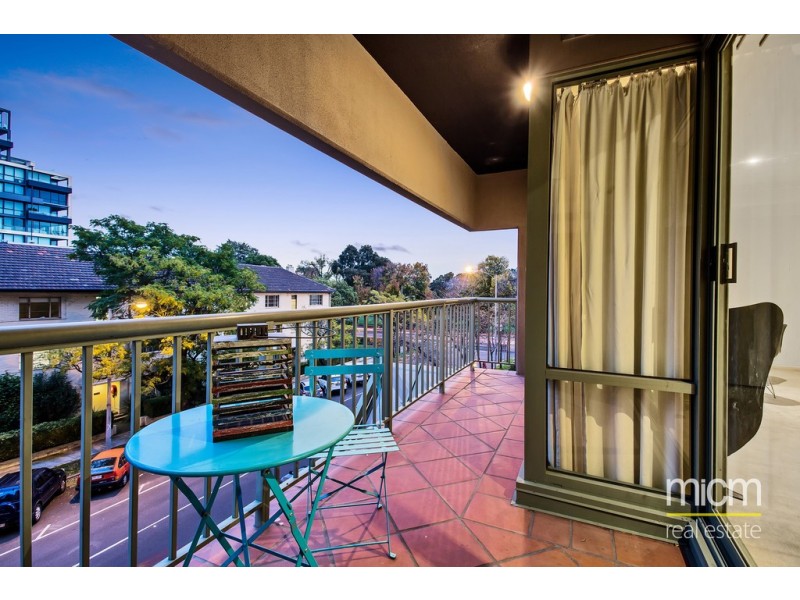 206/15 Queens Road, Melbourne VIC 3004