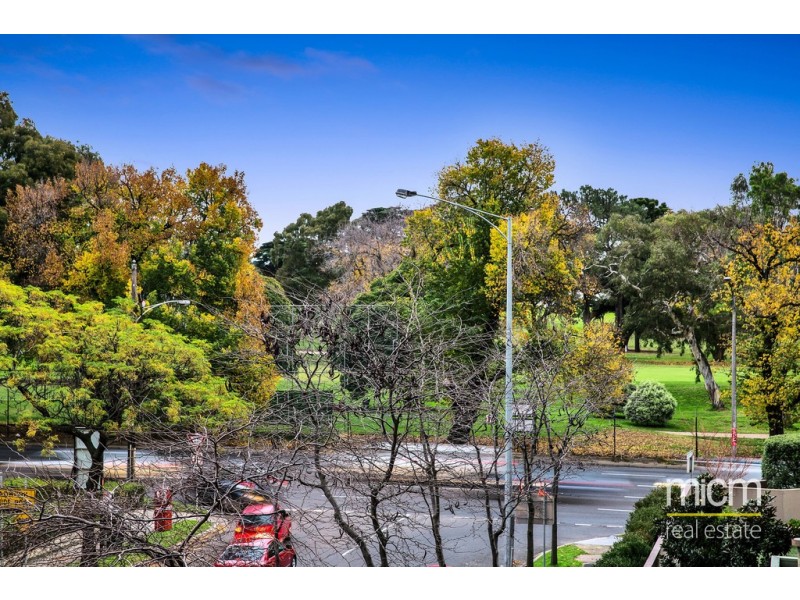 206/15 Queens Road, Melbourne VIC 3004