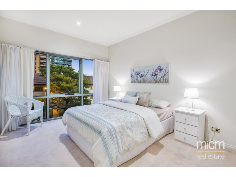 206/15 Queens Road, Melbourne VIC 3004