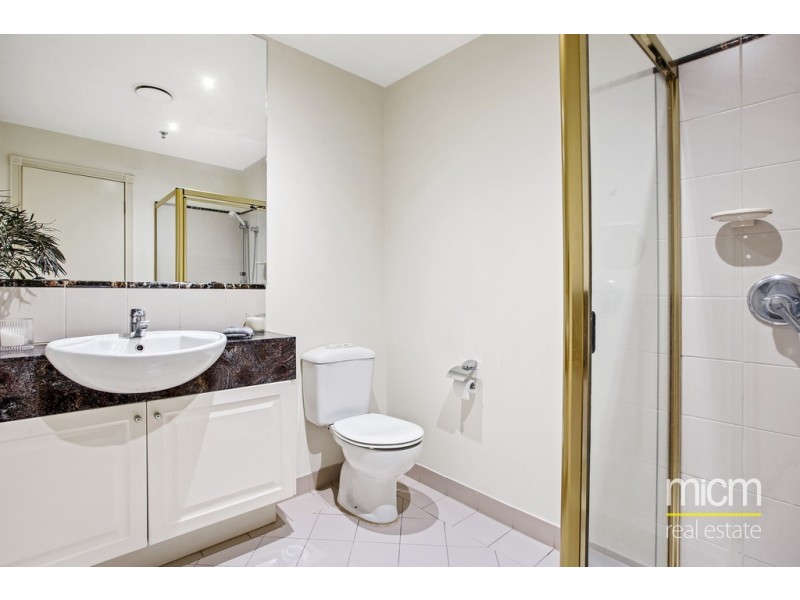 206/15 Queens Road, Melbourne VIC 3004