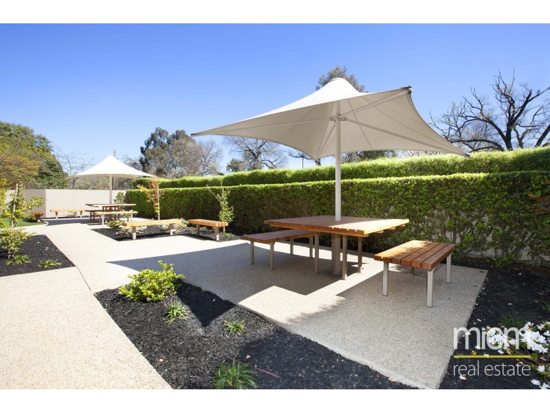 206/15 Queens Road, Melbourne VIC 3004