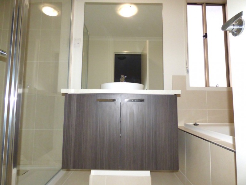 11 Solitude Crescent, Point Cook VIC 3030