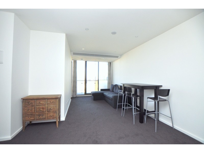 REF 052532/118 Kavanagh Street, Southbank VIC 3006