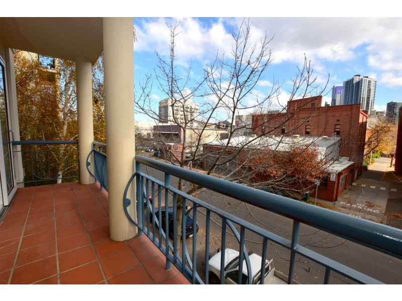 REF 05251/88 Wells Street, Southbank VIC 3006