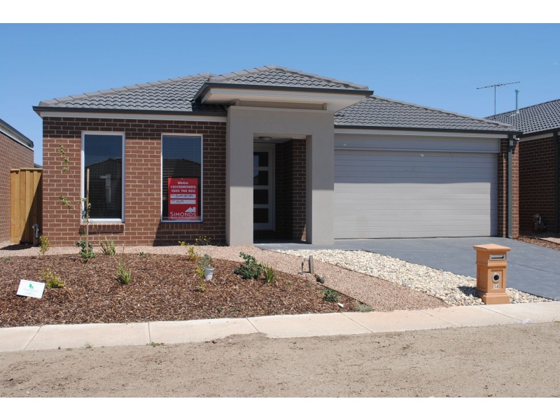 14 Warunda Parade, Point Cook VIC 3030