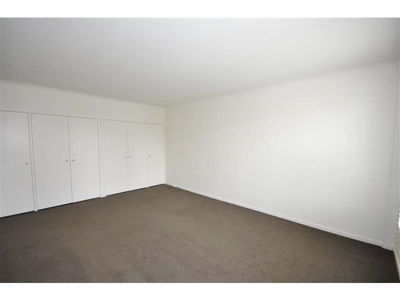 REF 052645/36 Drummond Street, Carlton VIC 3053