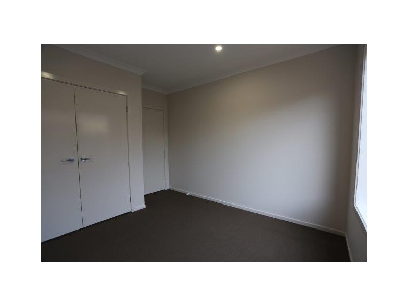 72 Carmen Road, Point Cook VIC 3030