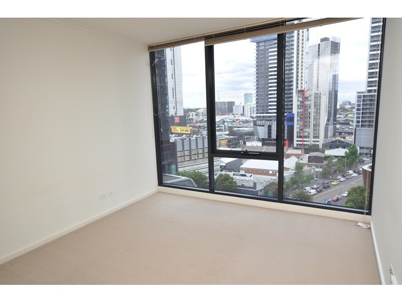 REF 052904/63 Whiteman Street, Southbank VIC 3006