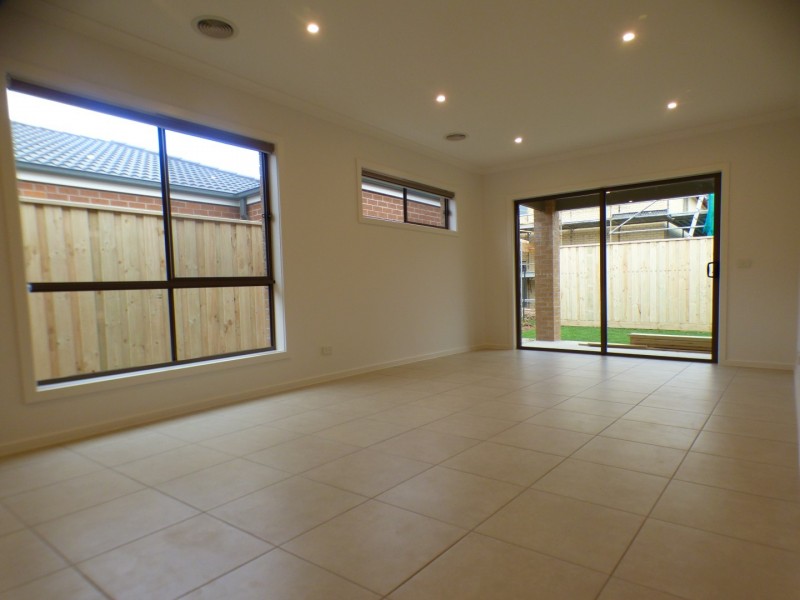 30 Pottery Place, Point Cook VIC 3030
