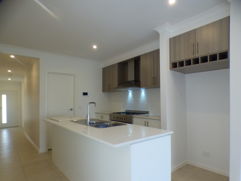30 Pottery Place, Point Cook VIC 3030