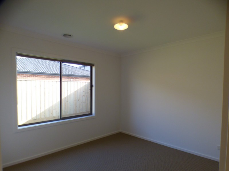 30 Pottery Place, Point Cook VIC 3030