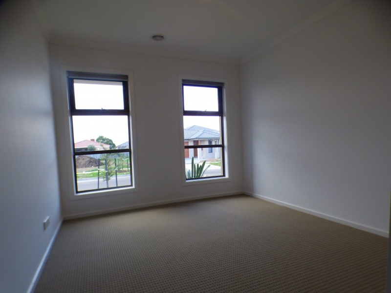 30 Pottery Place, Point Cook VIC 3030
