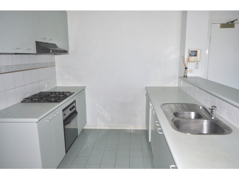 REF 060211/83 Queensbridge Street, Southbank VIC 3006