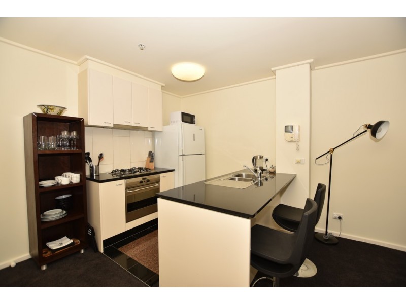 REF 060510/163 City Road, Southbank VIC 3006