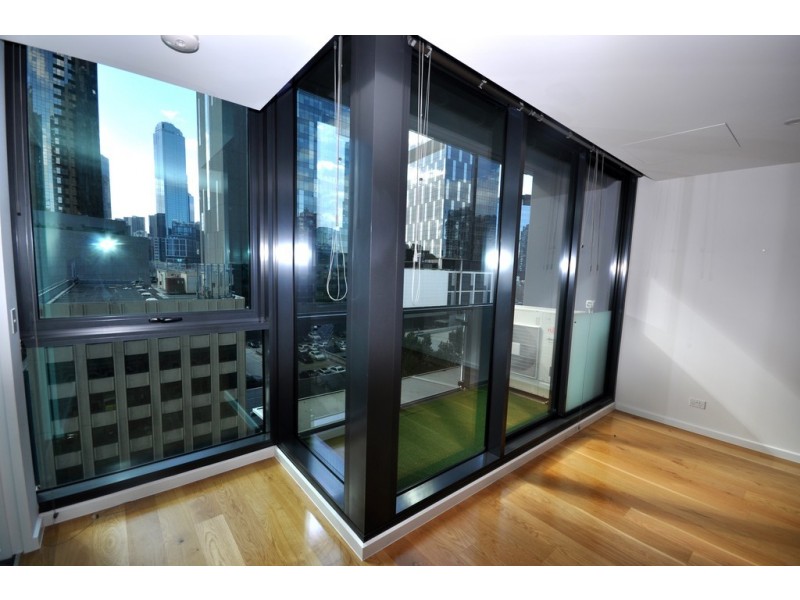 REF 060501/151 City Road, Southbank VIC 3006