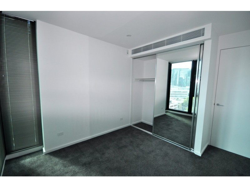 REF 060501/151 City Road, Southbank VIC 3006