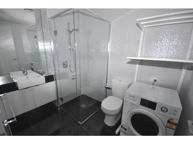 REF 060501/151 City Road, Southbank VIC 3006