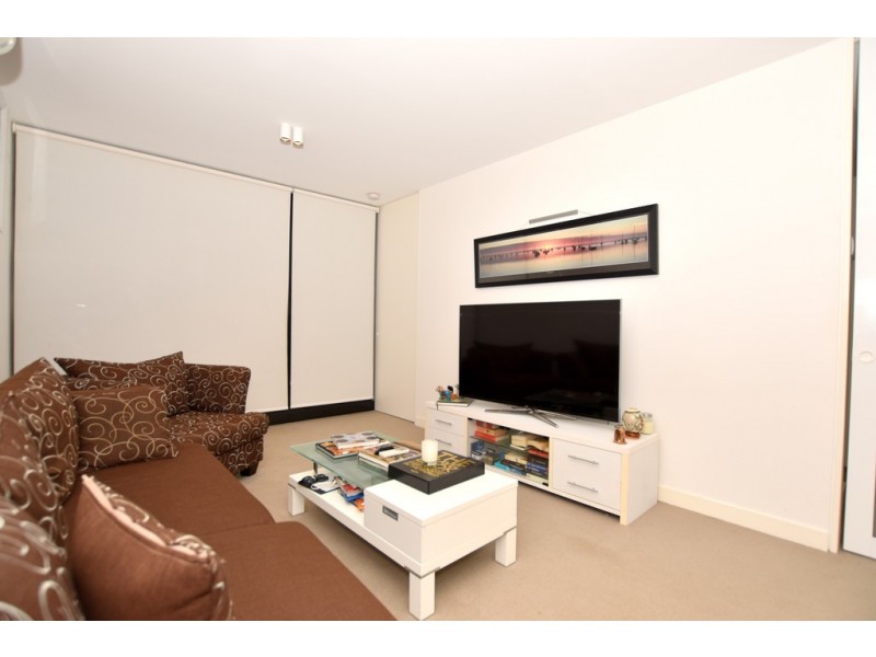 109/74 Queens Road, Melbourne VIC 3004