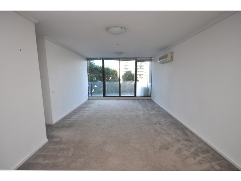 REF 060606/38 Bank Street, South Melbourne VIC 3205