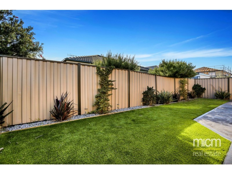 8 Freshet Avenue, Point Cook VIC 3030