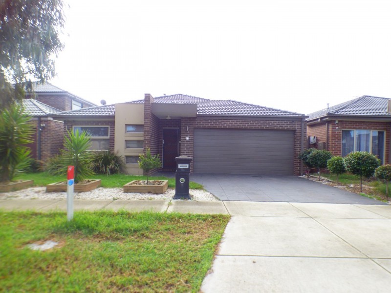 18 Spinifex Street, Point Cook VIC 3030