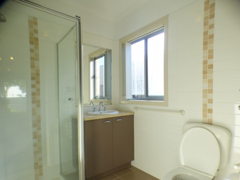 8/39 Astley Crescent, Point Cook VIC 3030
