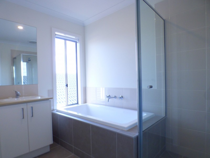 17 Hayward Street, Point Cook VIC 3030