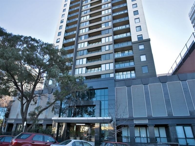 REF 061547/38 Kavanagh Street, Southbank VIC 3006