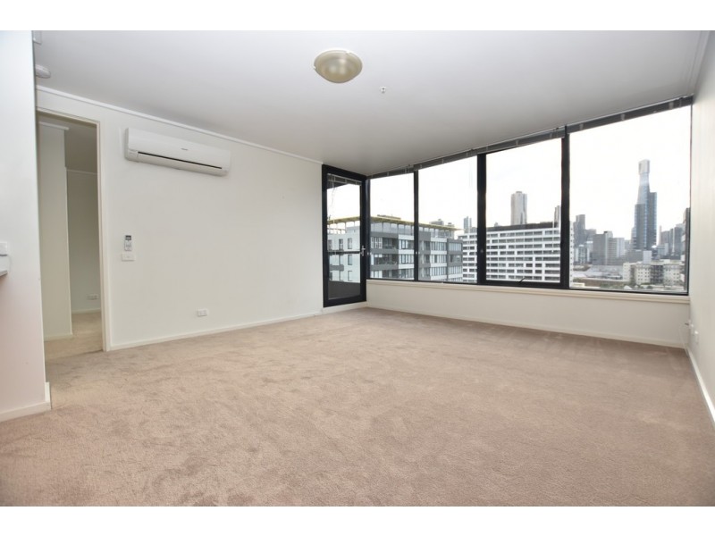 REF 061512/28 Bank Street, Southbank VIC 3006