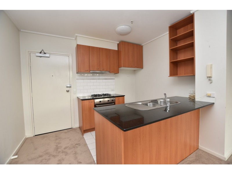 REF 061512/28 Bank Street, Southbank VIC 3006