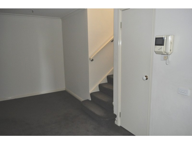 REF 0616077/83 Queensbridge Street, Southbank VIC 3006