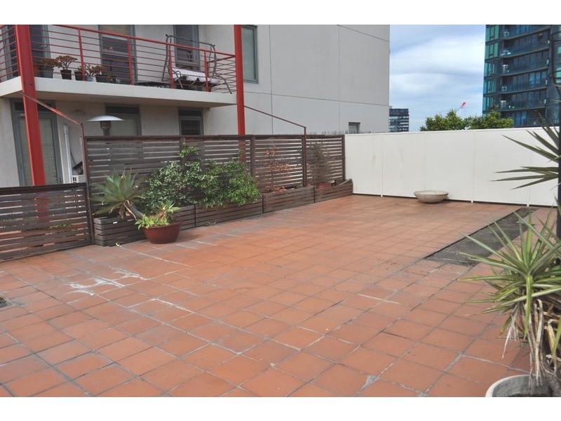 REF 0616077/83 Queensbridge Street, Southbank VIC 3006