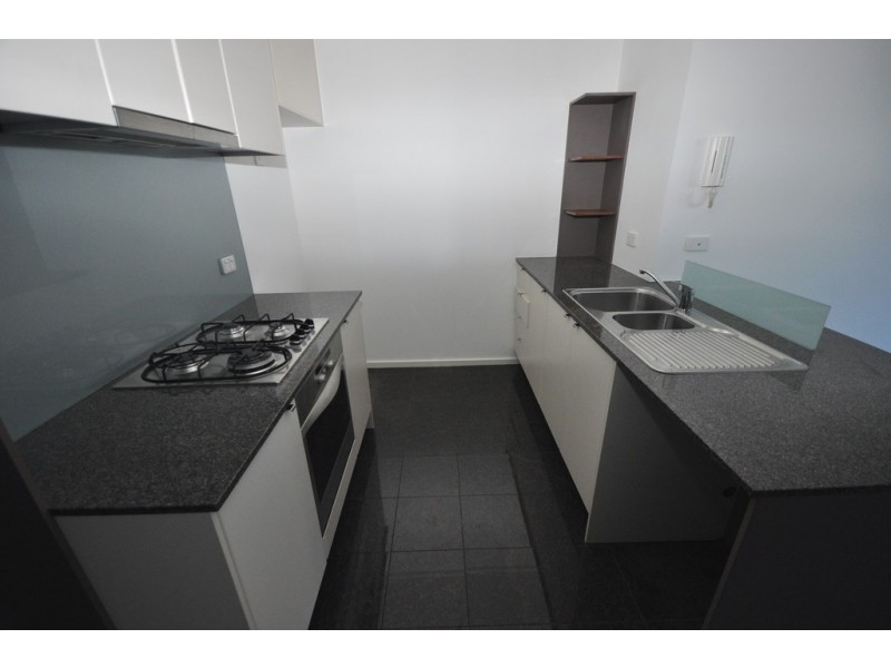REF 061682/173 City Road, Southbank VIC 3006