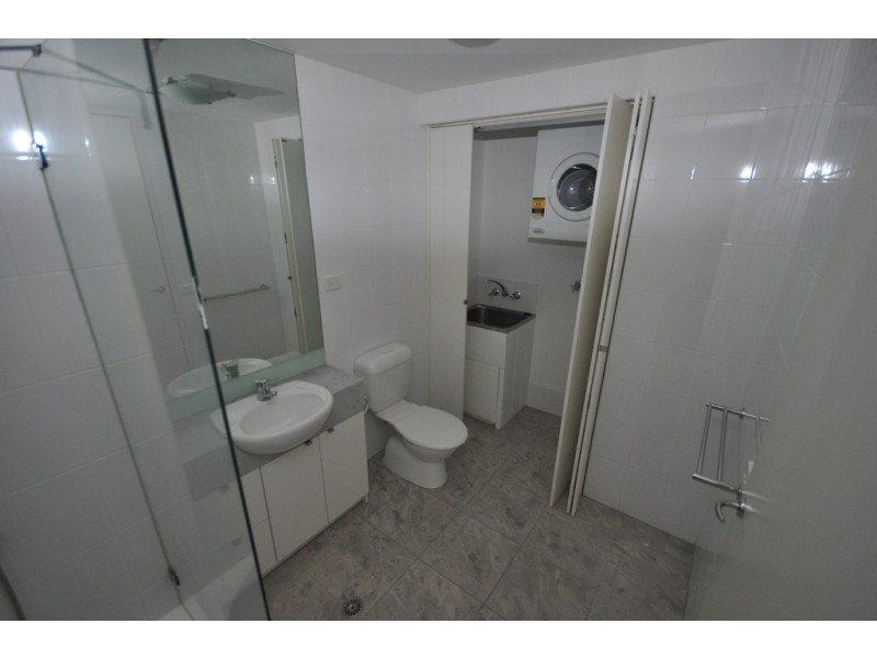 REF 061682/173 City Road, Southbank VIC 3006