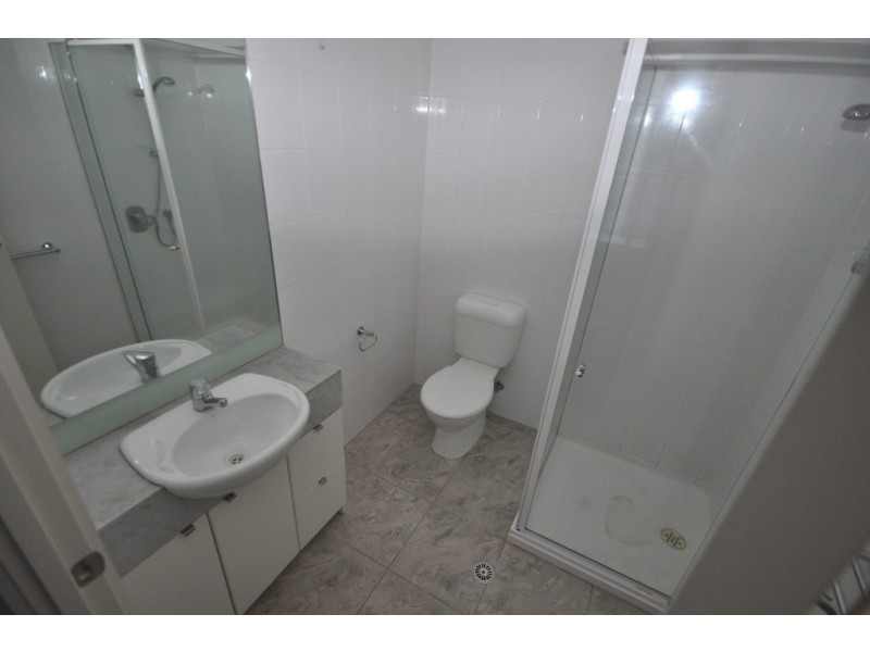 REF 061682/173 City Road, Southbank VIC 3006