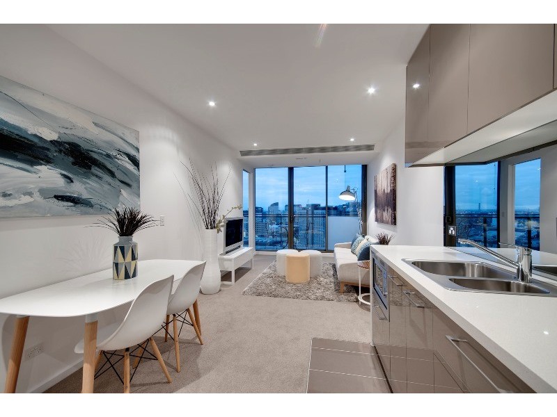 REF 061909/118 Kavanagh Street, Southbank VIC 3006