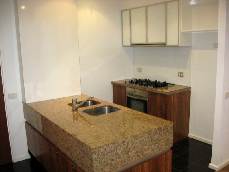 REF 062262/173 City Road, Southbank VIC 3006