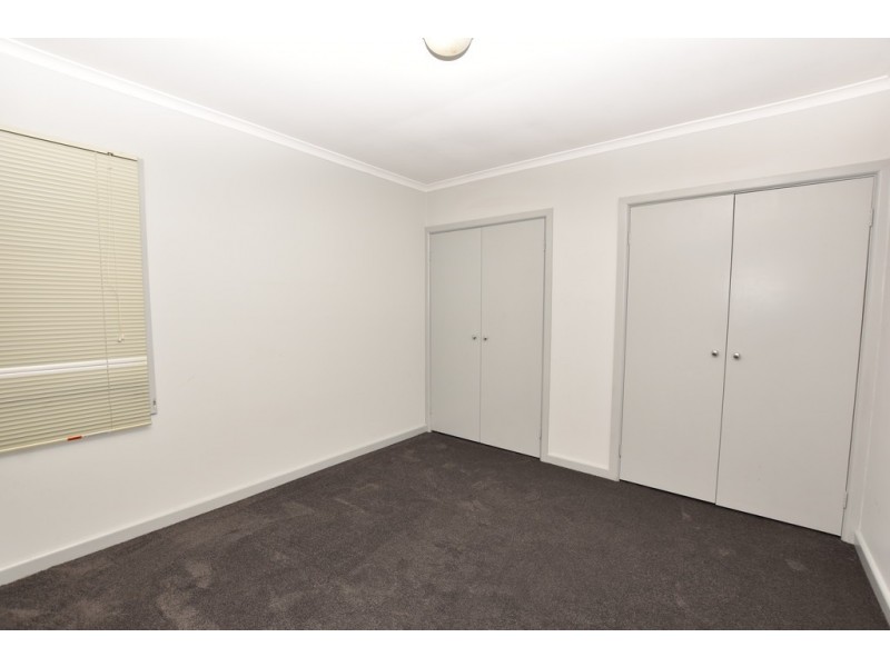 4/12 Malcolm Crescent, Doncaster VIC 3108