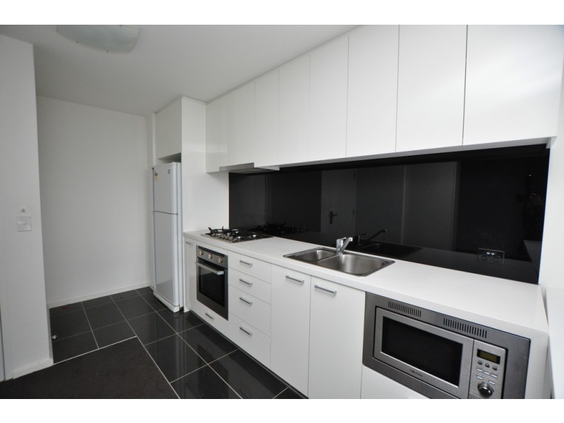 REF 063003/241 City Road, Southbank VIC 3006