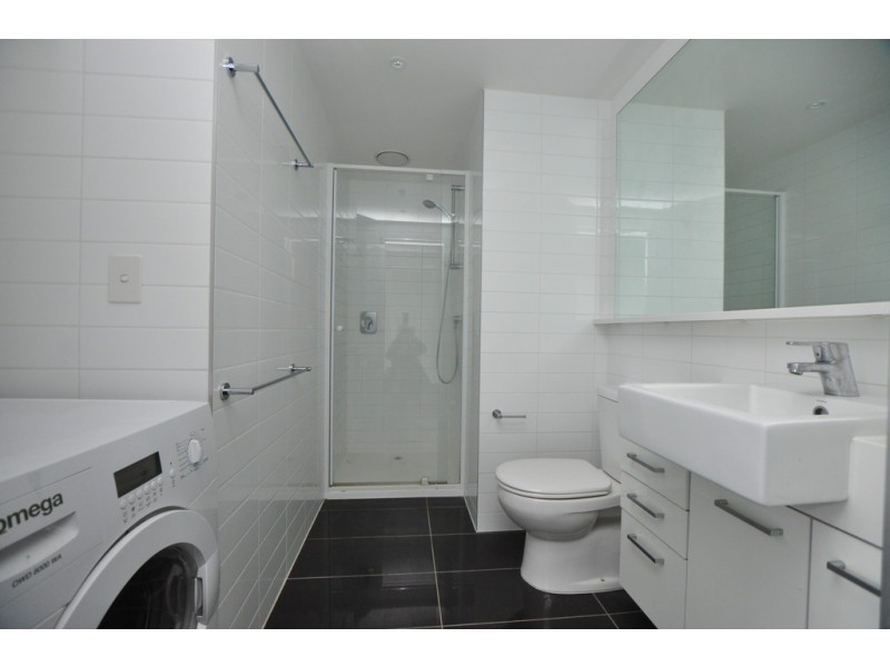 REF 063003/241 City Road, Southbank VIC 3006