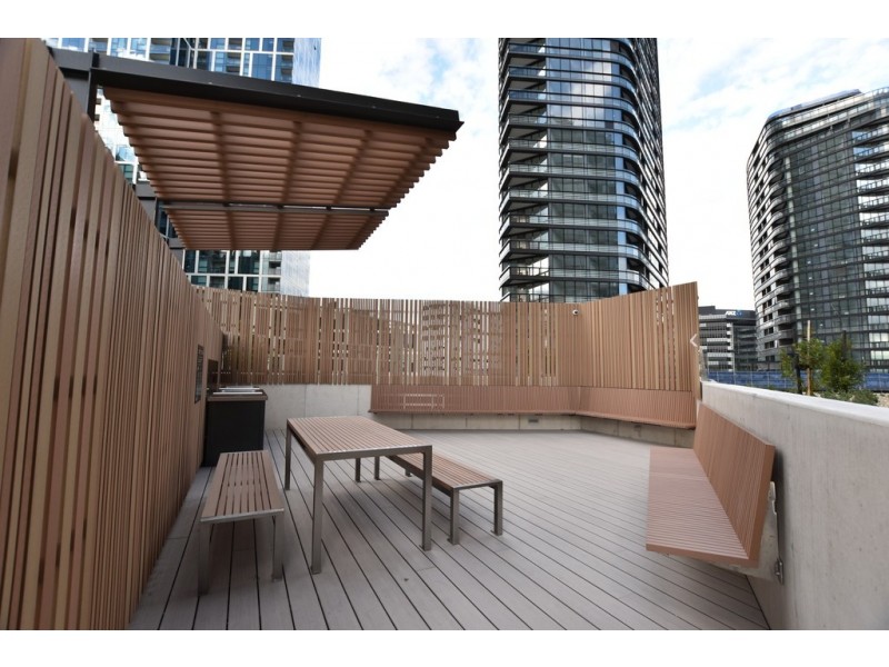 2404N/889 Collins Street, Docklands VIC 3008