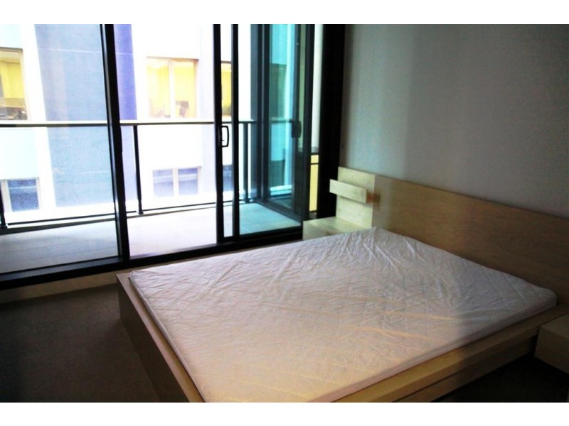 405/70 Queens Road, Melbourne VIC 3004