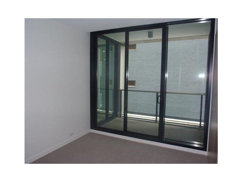 207/70 Queens Road, Melbourne VIC 3004