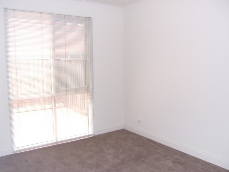 REF 071215/38 Wells Street, Southbank VIC 3006