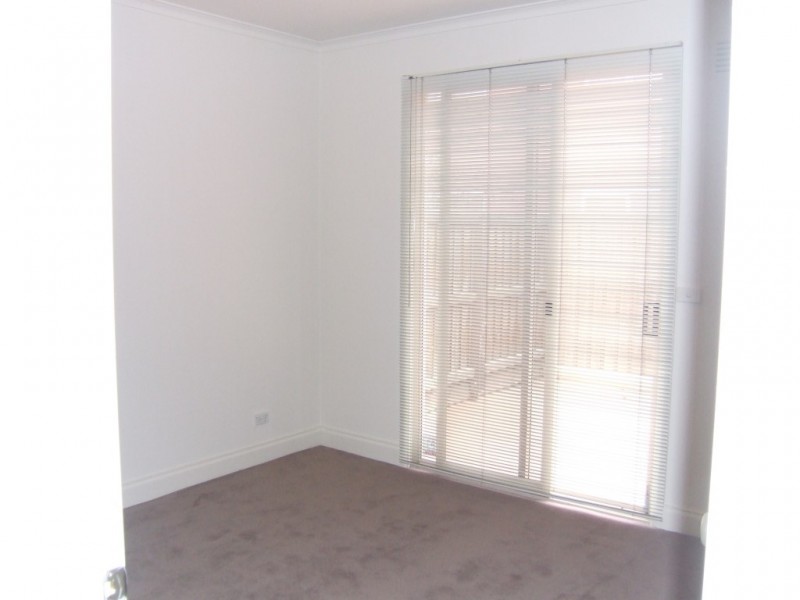 REF 071215/38 Wells Street, Southbank VIC 3006
